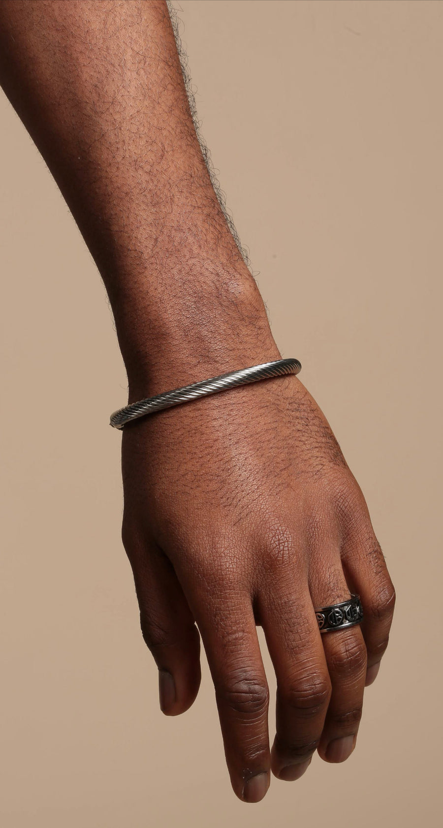 Unisex Olokun Cuff Twisted Bangle (SILVER)